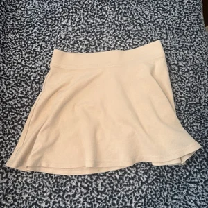 OshKosh B’gosh khaki Ponte Strick Uniform Skort Mädchen Größe 6/6 1/2 beige - Bild 1 von 6