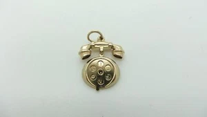 Colgante/dije de teléfono giratorio vintage oro amarillo de 14 K de moda antigua alrededor de la década de 1960 - Imagen 1 de 1