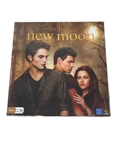 The Twilight Saga New Moon The Movie Board Game - Picture 1 of 12