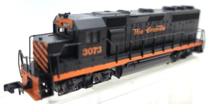 N ATLAS 48524 EMD GP-40 Rio Grande Locomotive #3073 (tested) - Picture 1 of 11