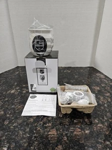 NHL LOS ANGELES KINGS Scentsy Wärmer - nicht mehr produziert - BRANDNEU IM KARTON - Bild 1 von 2