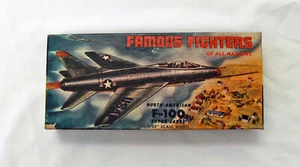 Kit Modelo Plástico Aurora F-100 Super Sabre 5:32 #490-49 Completo De Colección - Imagen 1 de 5
