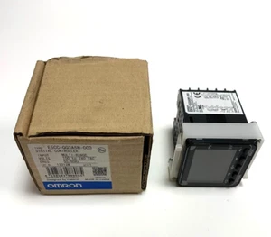 New! Omron E5CC-QQ3A5M-000 Digital Temp Controller, 100-240 VAC - Picture 1 of 4