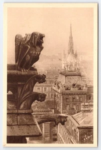 Cartolina d'epoca Parigi Notre-Dame Chimera & Sainte-Chapelle anni '20 Gargoyle - Foto 1 di 2