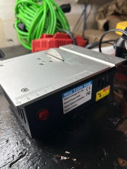 Mini Table Saw - Image 1 of 1
