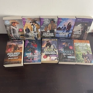 Harlequin Western Romantic Paperbacks by Nicole Helm Lot on 10 - Foto 1 di 3