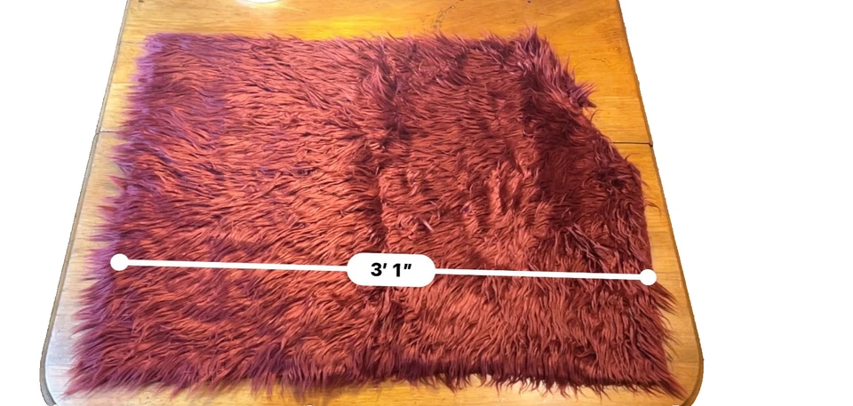 Tela de piel sintética de vino tinto borgoña 27" por más de 1 yarda Foto 1 de 4