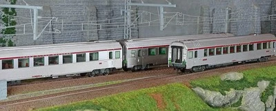 Jouef HJ4197 Set de 3 voitures voyageurs, EC Etoile du Nord, SNCF, Vru / A3rtu / - Photo 1/4