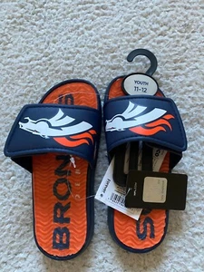 Pantuflas de gancho y bucle Forever Collectibles FOCO Youth NFL Broncos talla S 11-12 - Imagen 1 de 11