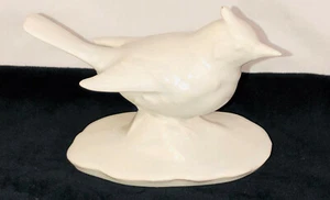 Pennsbury Pottery 4" ALL WHITE CRESTED CHICKADEE #101 - Picture 1 of 4