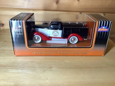 New 1:24 1936 Dodge Tanker, Ilberty Classics # 72097, limited edition Toys R us - Image 1 of 4