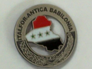 DISTINTIVO METALLO MINI MISSIONE DI PACE ITALFOR ANTICA BABILONIA IN IRAQ SPILLA - Picture 1 of 1