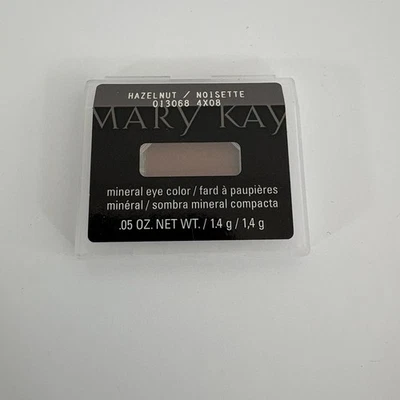 Avelã cor mineral para os olhos Mary Kay 013068 - Imagem 1 de 2