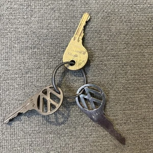 2 Vintage VW Keys - Volkswagen keys Plus 1 Taylor Duplicate Key - Picture 1 of 8