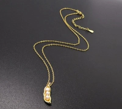 Collar colgante de tres perlas enchapado en oro de plata de ley con vaina de guisantes único Foto 1 de 4