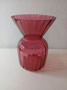 Vintage Collectible Pilgrim Glass Cranberry Pink Optic Vase 8" Tall Mid Century - Picture 1 of 8