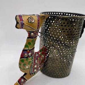 Contenedor porta bolígrafos/utensilios de metal camel decorado hecho a mano único en su clase - Imagen 1 de 18