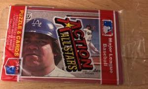 1983 Donruss Action Stars Pack Fernando Valenzuela Dodgers Toby Harrah Indians
