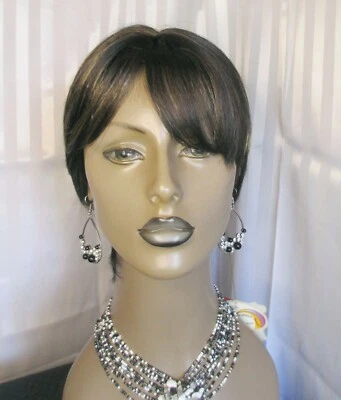 Peluca Maxx marrón oscuro con rubio brillante estilo corto con flequillo NUEVO Foto 1 de 4