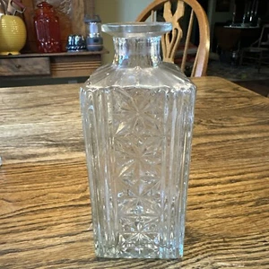 One Vintage Glass Liquor Decanter Starburst Pattern No Stopper  Euc - Picture 1 of 3
