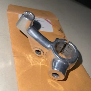 Soporte manillar izquierdo honda ca160 ca72 ca77 cb72 cb77 cb92 cl160 53172-268-010 - Imagen 1 de 7