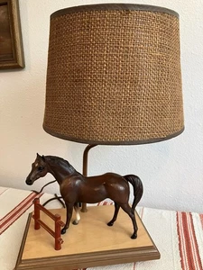 VTG 70's HORSE & FENCE Lamp Works Great Glen Tek Original Shade Mounted on Base - Picture 1 of 24
