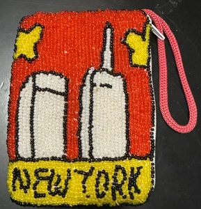 Monedero vintage con cuentas de torres gemelas de Nueva York de 3 1/2 x 4 1/2 pulgadas con cremallera - Imagen 1 de 4