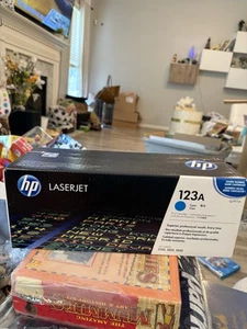 HP Q3971A 123A TÓNER ORIGINAL PIANO COLORLASERJET 2550/2550L/2550N/2820/2840 2K - Imagen 1 de 4