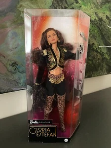 New Barbie Signature Gloria Estefan - Black Label Collectors Edition Doll -HCB85 - Picture 1 of 4