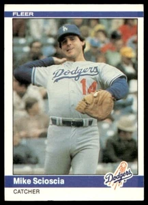 1984 Fleer Mike Scioscia Los Angeles Dodgers #113 - Picture 1 of 2