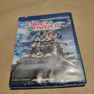 Brand new - Girls und Panzer - Complete TV series - Blu ray - Picture 1 of 6