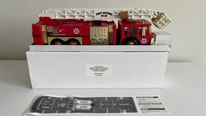 1997 Texaco Aerial Tower Fire Truck Gold Serial Numbered Limited Edition - Picture 1 of 4