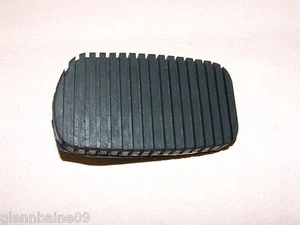 NOS.LAWN & GARDEN TRACTOR CLUTCH/ BRAKE PEDAL,, COMPLETE REPLACEMENT - Picture 1 of 4