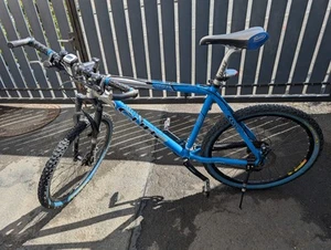 Neuwertiges Mountainbike MTB Cube LTD Four - Bild 1 von 5