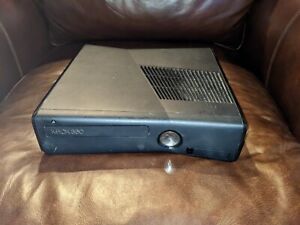 Microsoft Xbox 360 Slim (matte) Console Only for parts