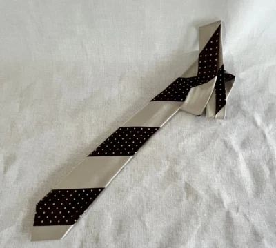 vintage 60s necktie skinny 2 1/2" ALL  SILK  AYRES' MEN'S STORE  nos deadstock - Image 1 of 4