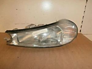 FORD MONDEO MK2 1997-2000 NEARSIDE PASSENGER SIDE FRONT LAMP LIGHT HEADLIGHT - Picture 1 of 1