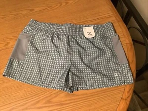 XERSION Girls Shorts, Size XXL Quick-Dri,  Lined, Pockets, Grey Grid Print, NWT. - Picture 1 of 3