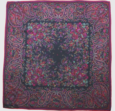 Hermosa bufanda vintage "Emanuel Ungaro" Foto 1 de 4