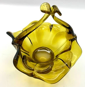 Kunst Glas Korb mit Griff Bernstein freie Form Bonboniere Vintage MCM Vintage 6" T - Bild 1 von 7