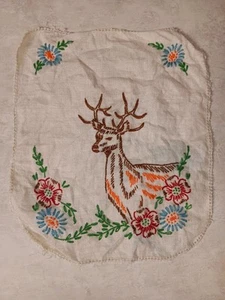 Vtg Deer Needlepoint Minimal Cottage Core w Floral Border Small 9" x 7.5" - Picture 1 of 6