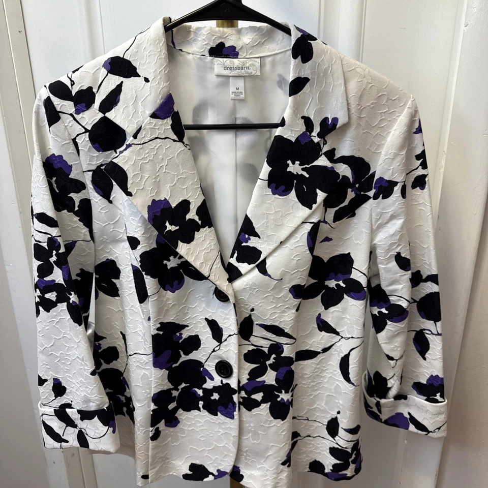 Blazer/Cárdigan para mujer Dress Barn 2 botones delanteros talla M floral púrpura/negro usado en excelente estado Foto 1 de 4