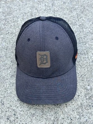 Detroit Tigers Nike Classics Strapback Hat/Cap Charcoal Gray Leather Patch Logo  - Image 1 of 4