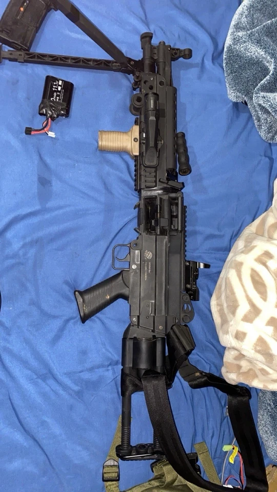 Airsoft A&K M249 peso pluma Foto 1 de 1