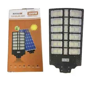 LAMPIONE 2000W STRADALE SOLARE FARO LED IMPERMEABILE CON TELECOMANDO E STAFFA - Foto 1 di 2