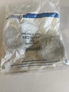 OEM FORD PART FACTORY AUTO PART TRANSFER CASE SEAL F4TZ 7B215 A LOT OF 2  - Picture 1 of 2