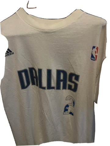 MENS size Medium Adidas Dallas Mavericks #2 WHITE Jason Kidd T-shirt  PREOWNED Cover