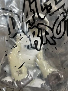 Neu Tim Tsui Da Team Bronx Da Ape Penny Glow In Dark Ver. Sehr seltenes Urban Vinyl - Bild 1 von 5