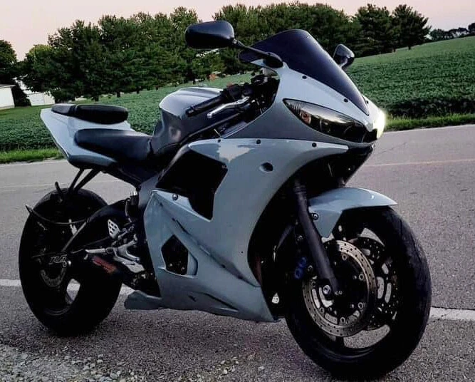 Carenado gris Nardo apto para molde de inyección Yamaha YZF 03-04-05 R6 y 06-08-09 R6S Foto 1 de 4