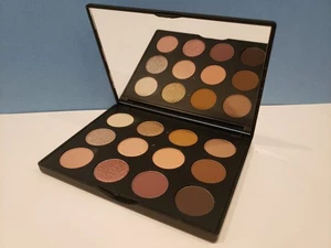Mac - Art Library Eyeshadow Palette 12 Shades - Nude Model - 0.60 Oz - Smudges - Picture 1 of 1